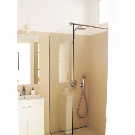 Rbnb - Inner Iii. 3* Budapeşte
