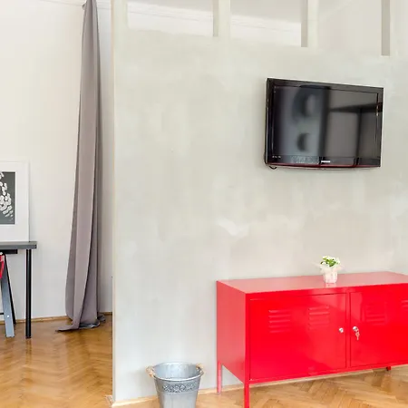 Kro Rbnb - Inner Iii. Budapest